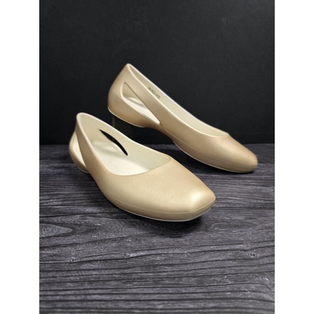 Crocs Sloane Metallic Flat Champagne Gold Slip On Ballet Shoes Women’s Size 7 EX